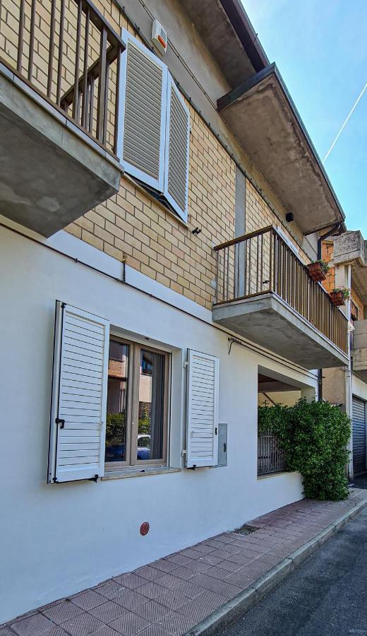 Vacanze A Colori Porto Recanati Exterior foto